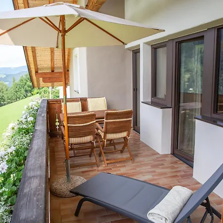 Lara Ruveda Apartment